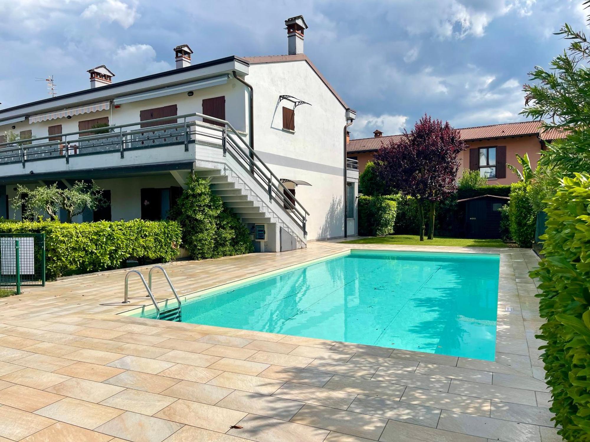 Dimora Di Charme Con Piscina E Giardino,Vicina Alla Spiaggia 西尔米奥奈 外观 照片
