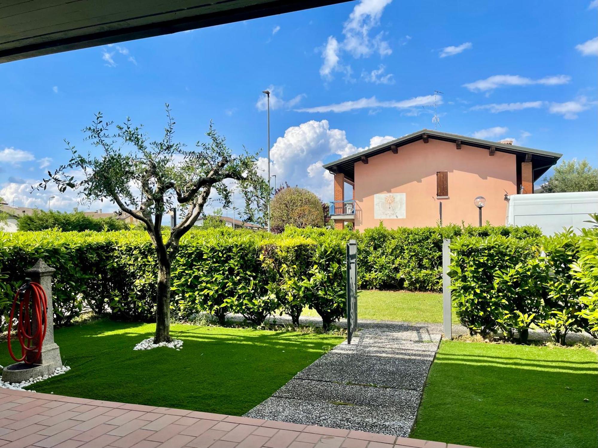 Dimora Di Charme Con Piscina E Giardino,Vicina Alla Spiaggia 西尔米奥奈 外观 照片